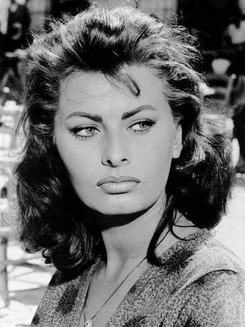SOPHIA LOREN - o rosto e o corpo mais famoso do cinema italiano