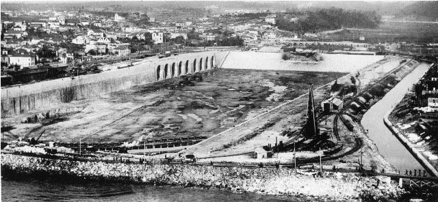 D. LUÍS I - manda construir o porto de LEIXÕES