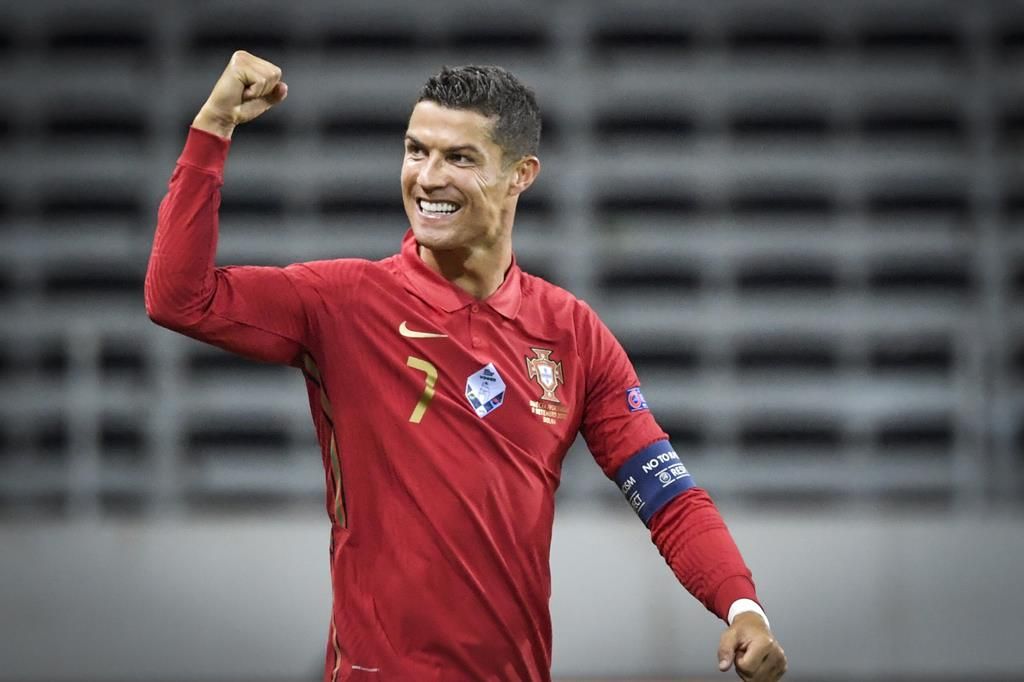 Simplesmente, CRISTIANO RONALDO há 36 anos.