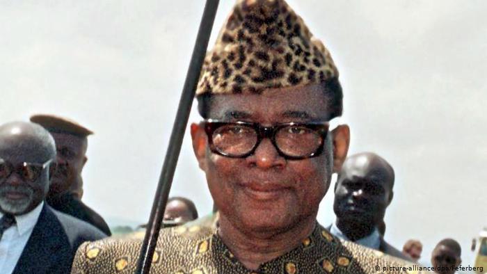 MOBUTU SESE SEKO                                                               – o tirano morreu em 1987
